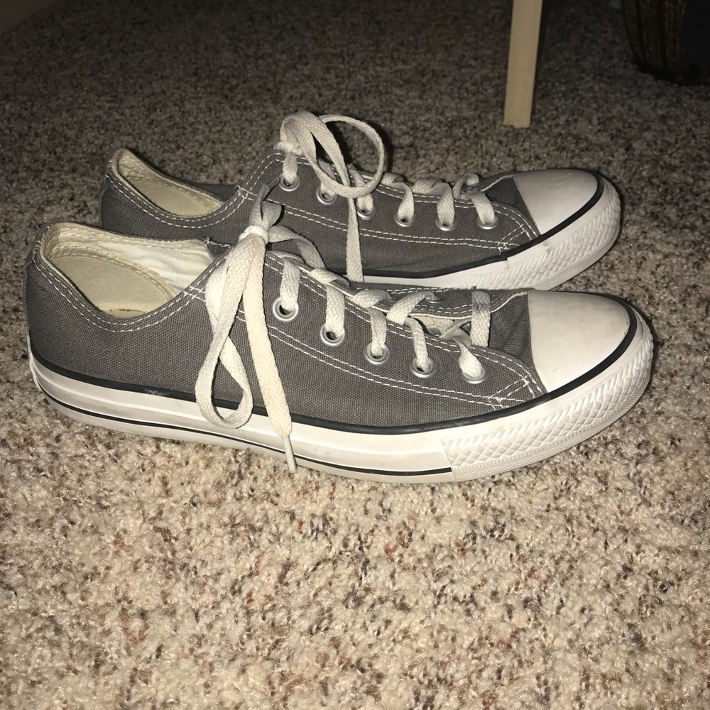Gray Converse size 8